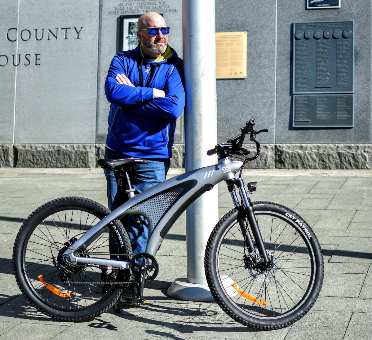 HX Q5 Shark Electric Bike 1000W 13Ah