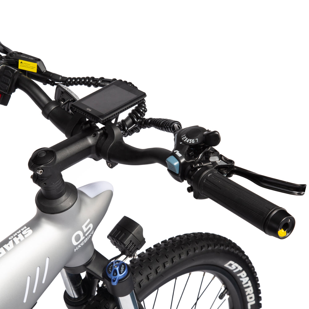Q5  Hand Break Lever